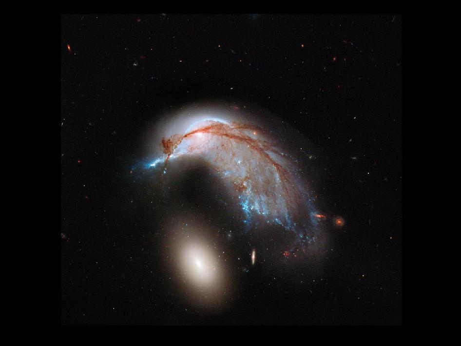 756579main_hubble_colliding_galaxies_cropped_946-710