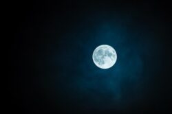 Artemis – oder wie die USA den Mond ausbeuten will